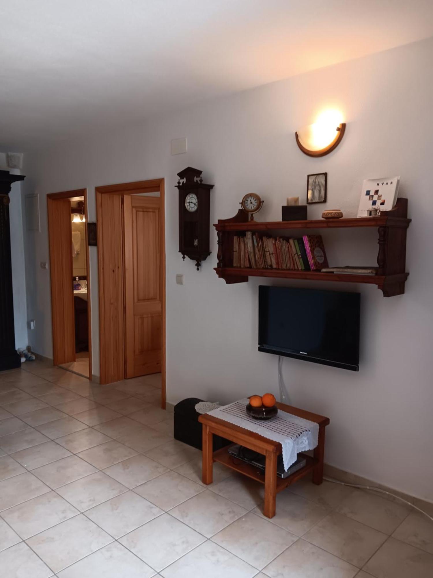 Guest House Lucijo Vrboska Quarto foto