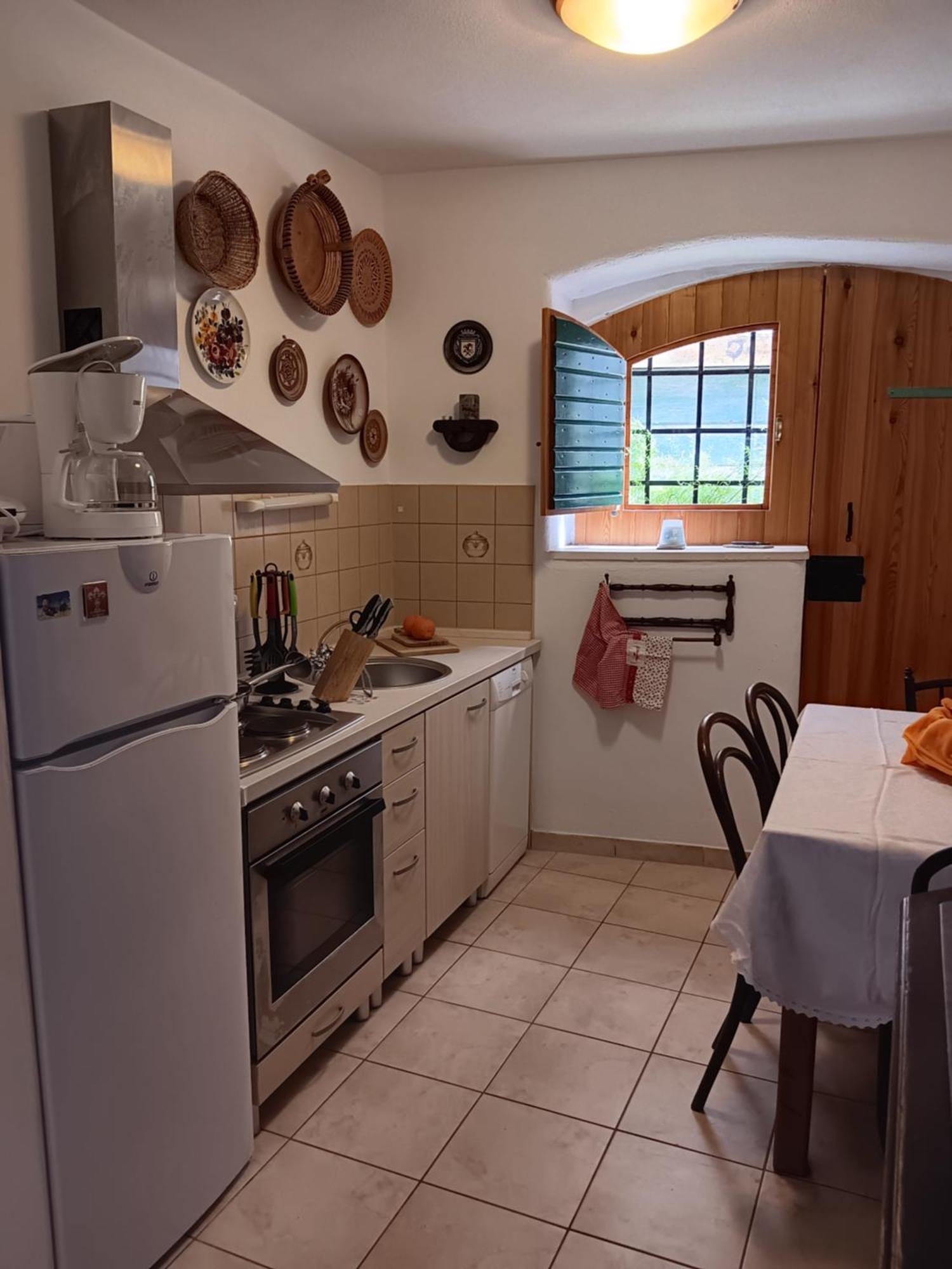 Guest House Lucijo Vrboska Quarto foto