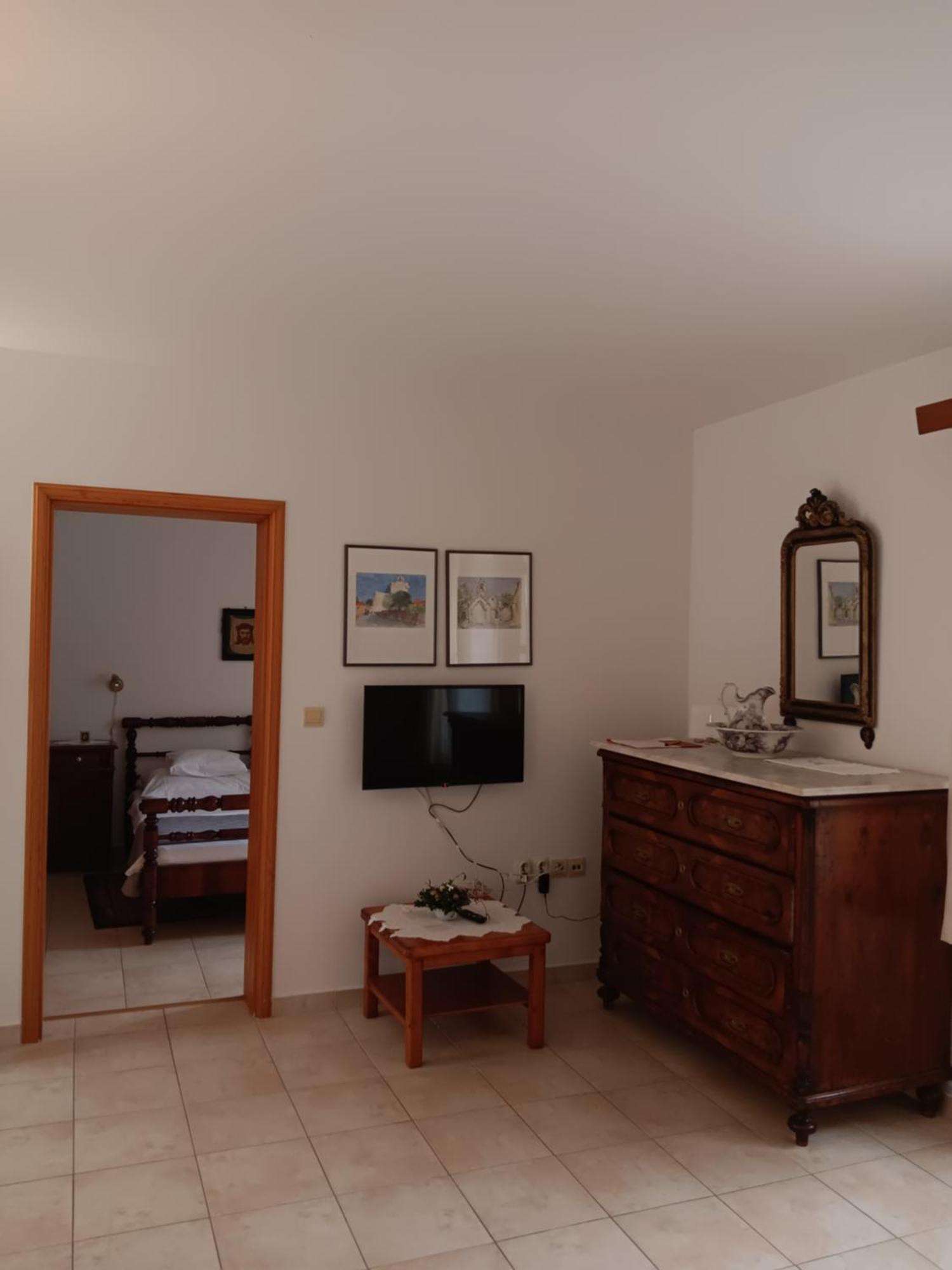 Guest House Lucijo Vrboska Quarto foto