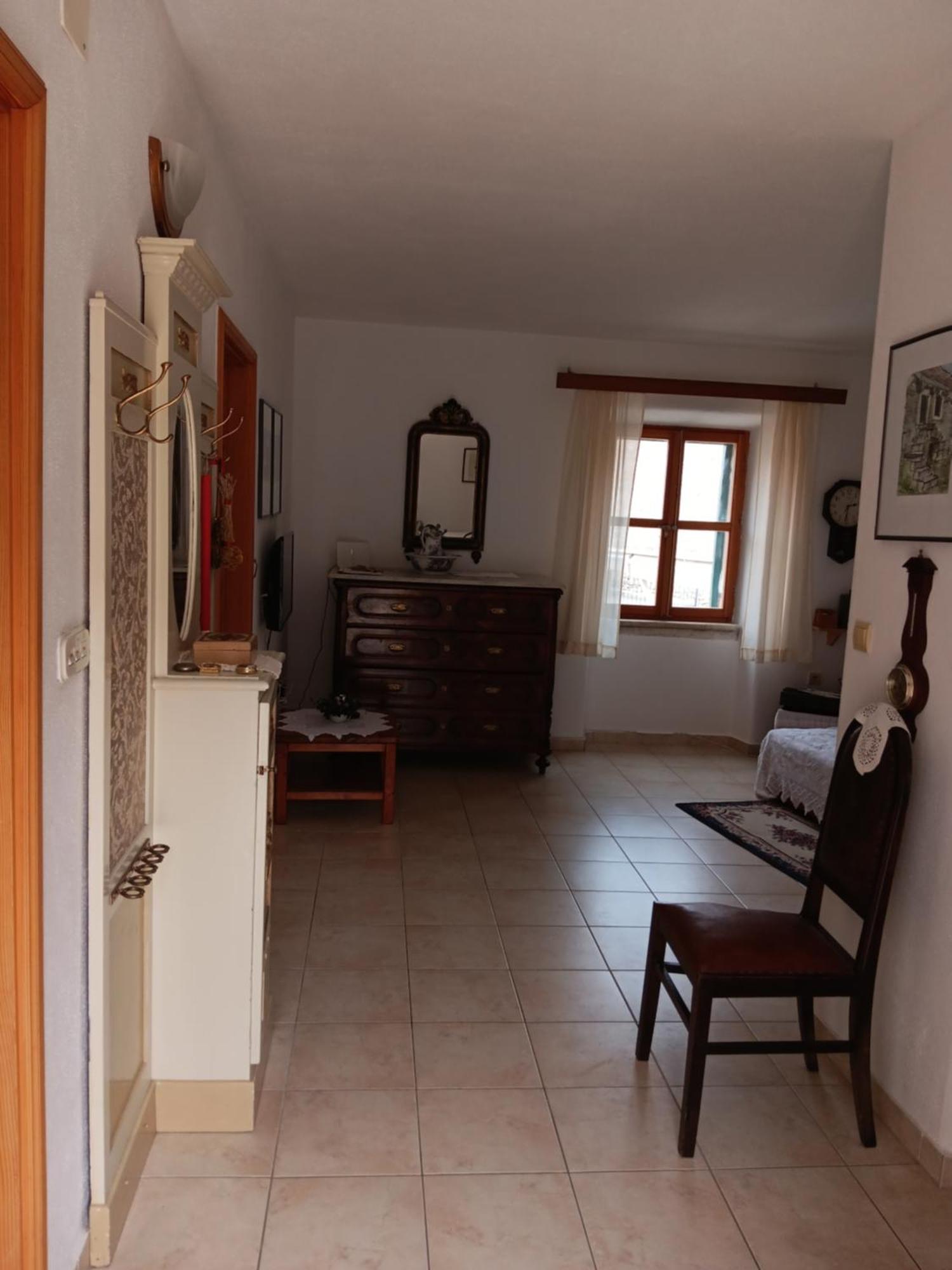 Guest House Lucijo Vrboska Quarto foto